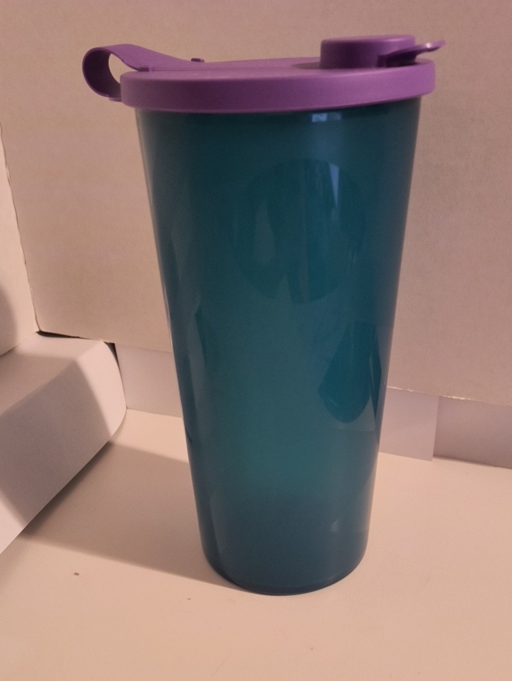 Tupperware 400mil Plastic Jug With Lid And Cap B10
